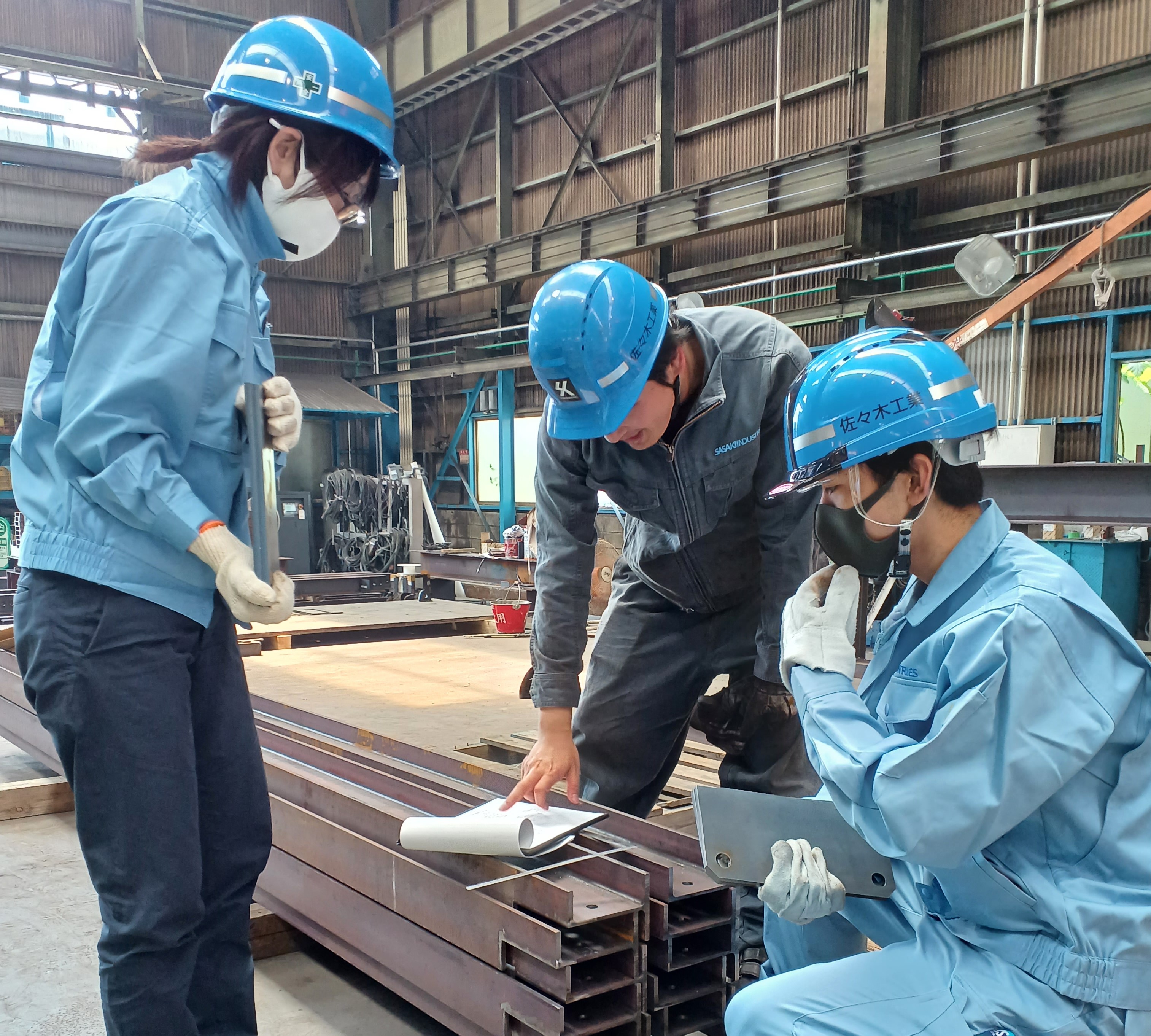 工場内の様子①